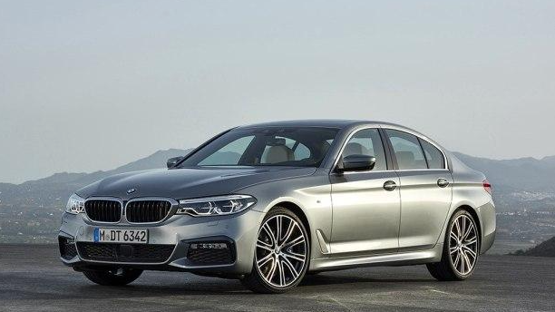 合肥婚庆租车宝马5系多少钱一天？(图2)